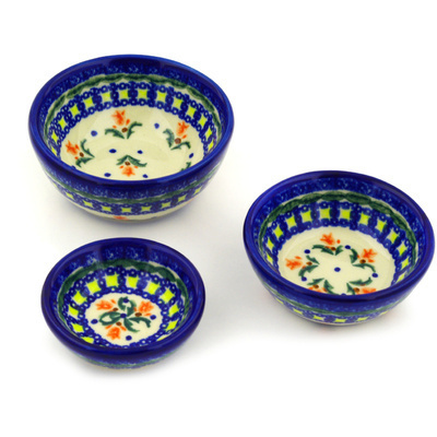 Polish Pottery Set of 3 Nesting Bowls Small Cocentric Tulips